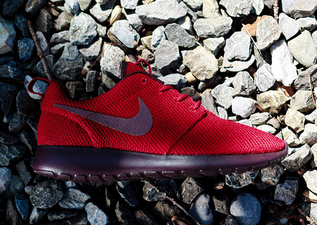 Nike Roshe Run Gym Red