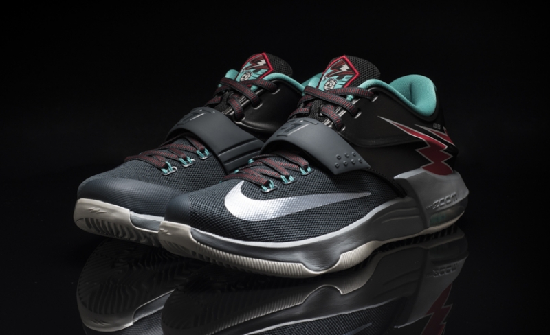 kd 7 thunderbolt